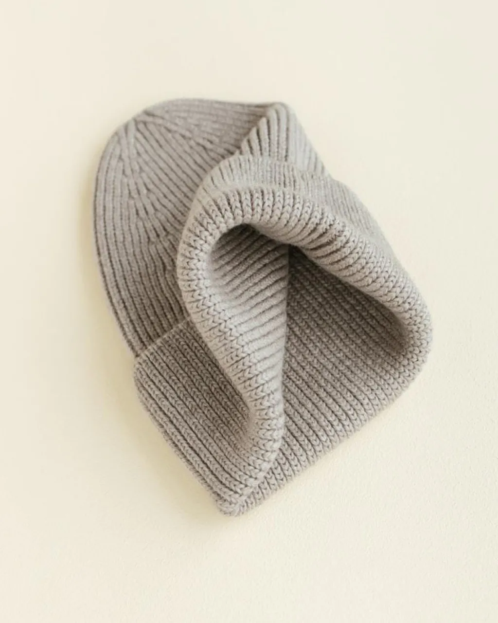 Hvid Beanie Fonzie Kids - Pebble - Clearance