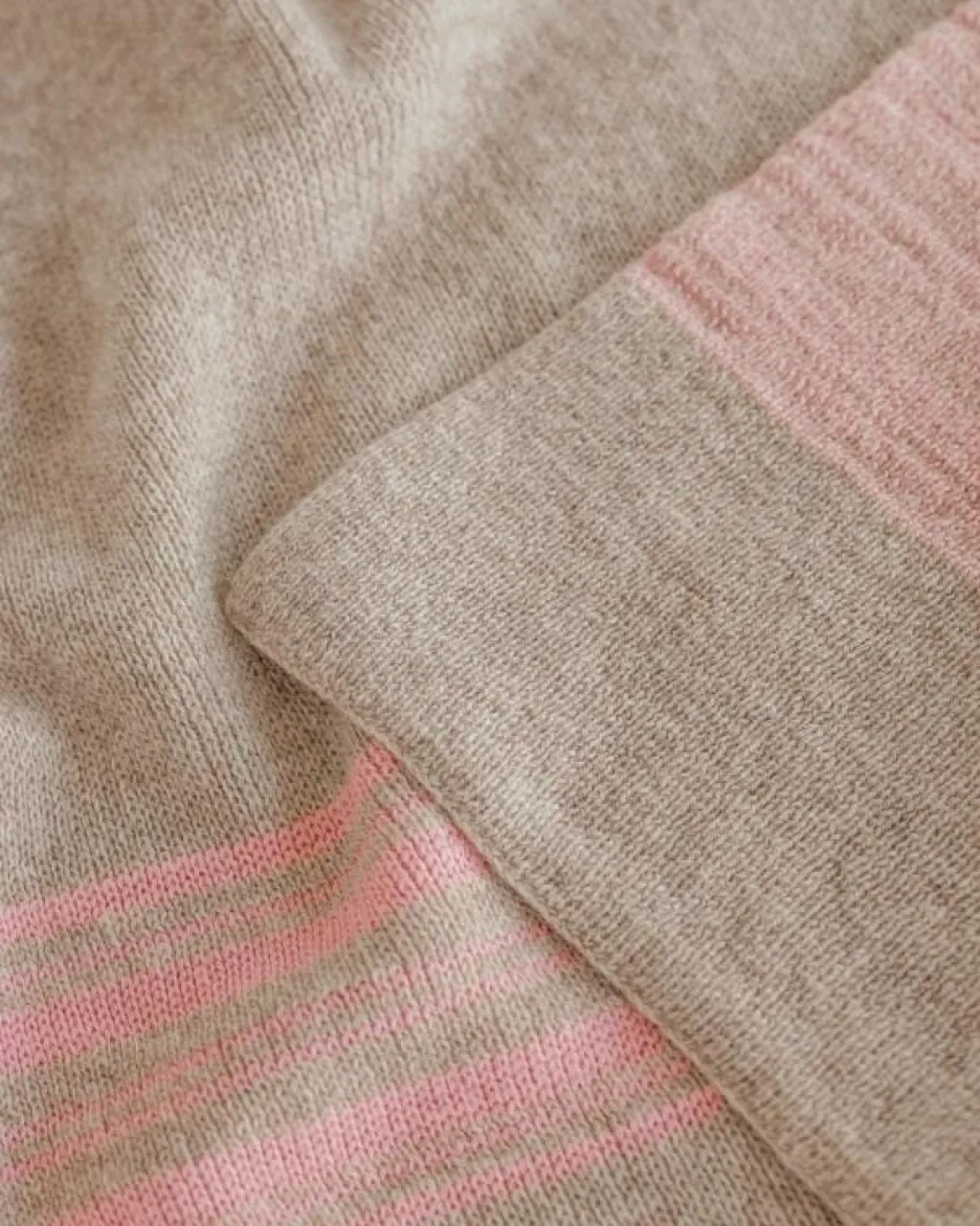 Hvid Deken Gilbert - Sand / Bubblegum - Discount