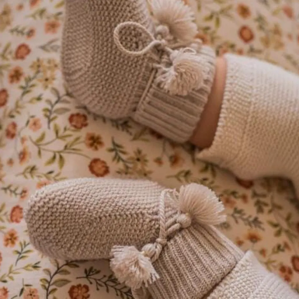 Gentil Coquelicot Knitted baby booties - Gris Perle - New
