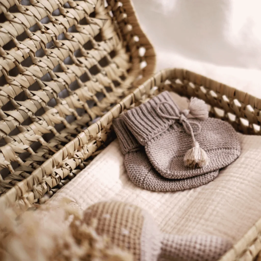 Gentil Coquelicot Knitted baby booties - Taupe - Discount