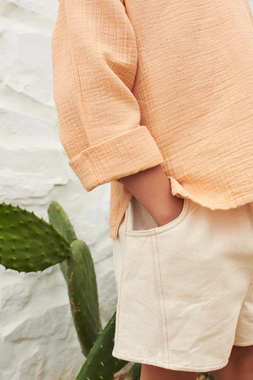 LiiLU Leonardo shirt - Apricot cream - Clearance