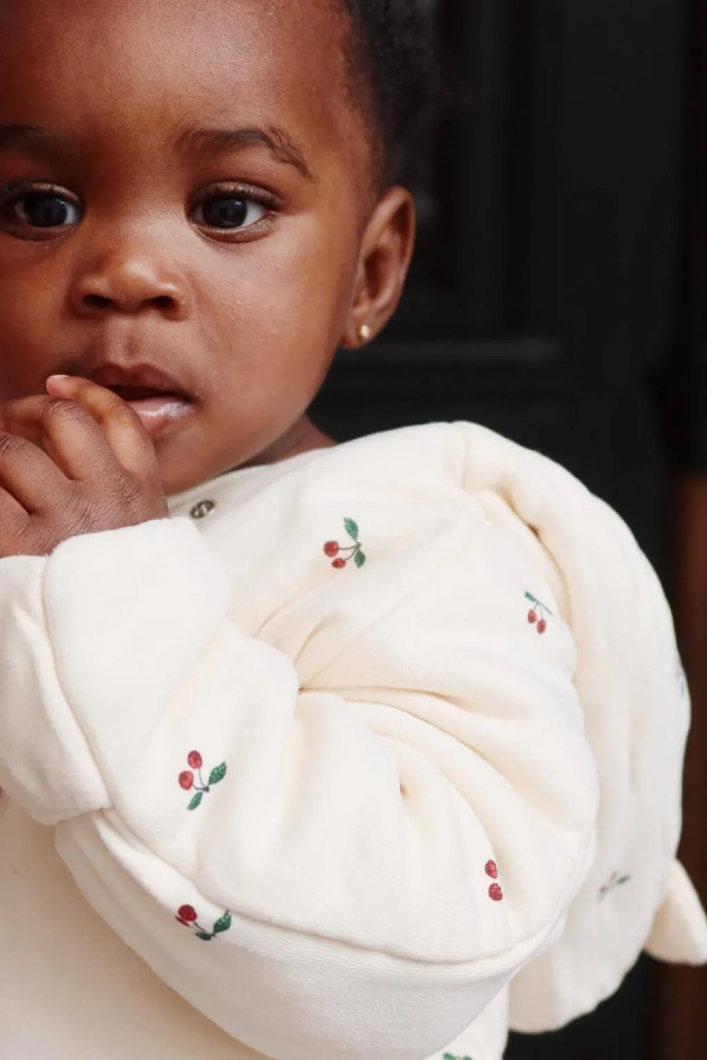 Konges Slojd Newborn onesie met kap - Cherry - Online
