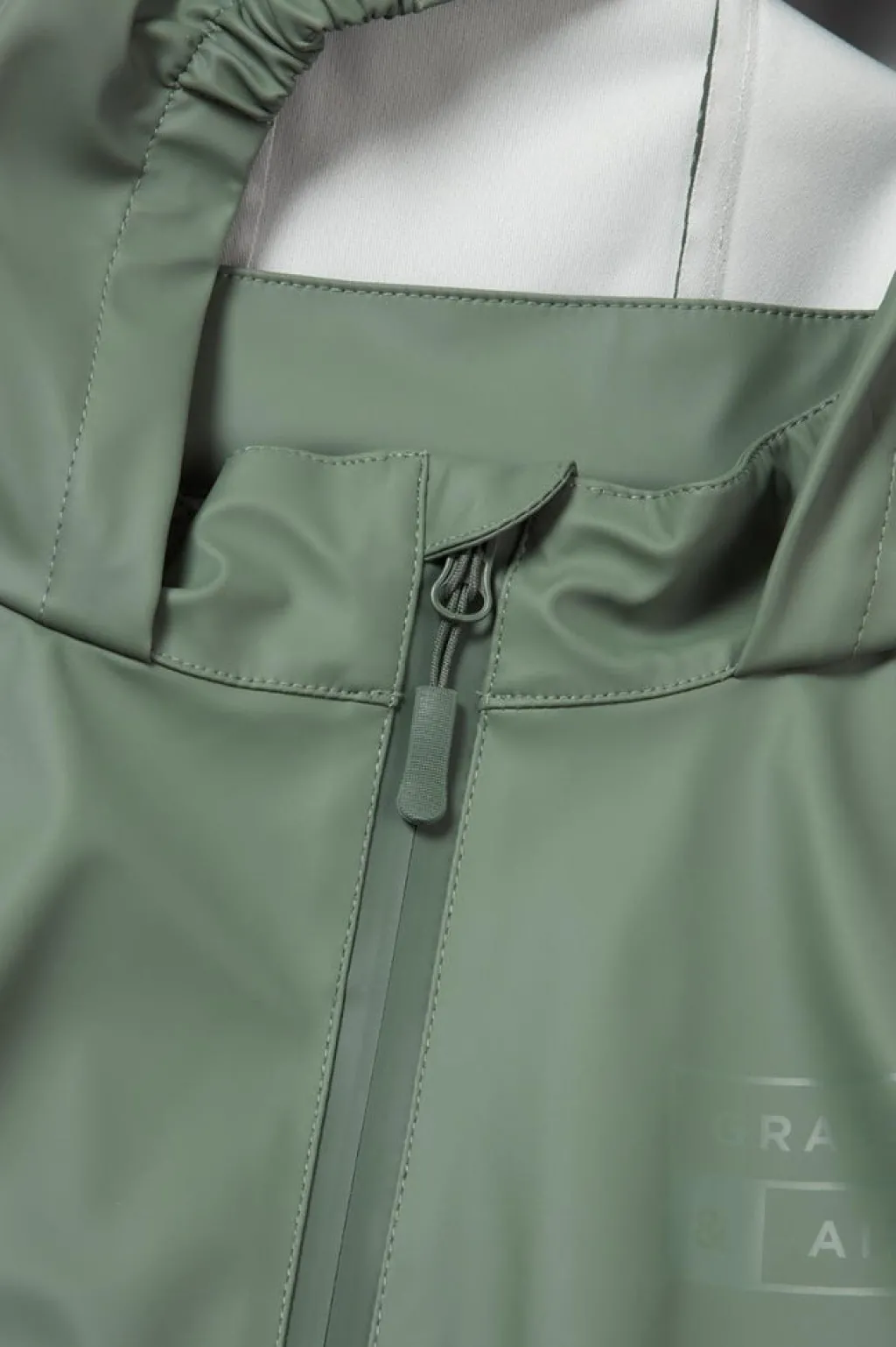 Grass & Air Regenpak - Khaki - Outlet