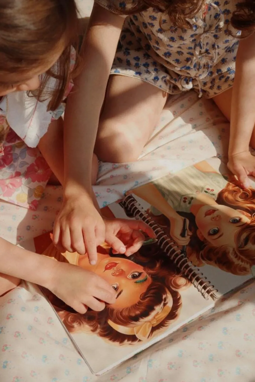 Konges Slojd Stickerboek - Glam me up - Hot