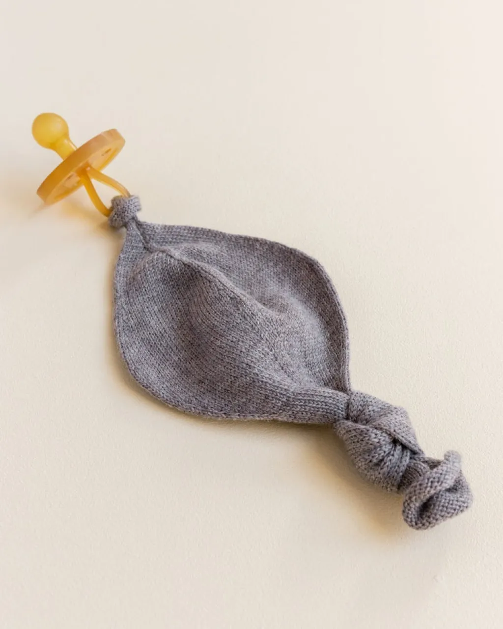 Hvid Titi Comforter tutkoord - Otter -